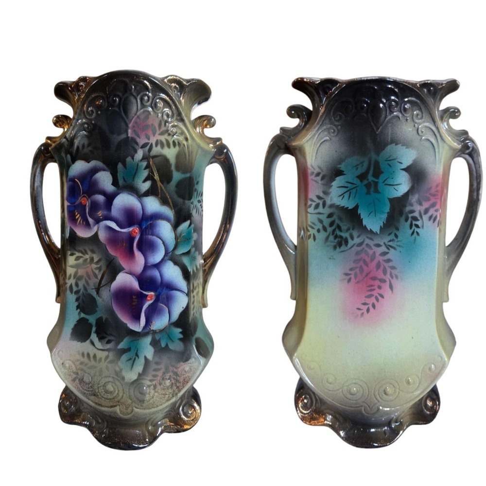 LYNN 1940s Hand Painted Art Nouveau Molded Handled Vase #6045